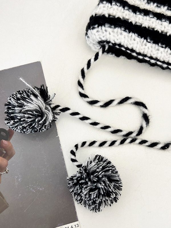 Horn Detail Striped Knitted Hat-4